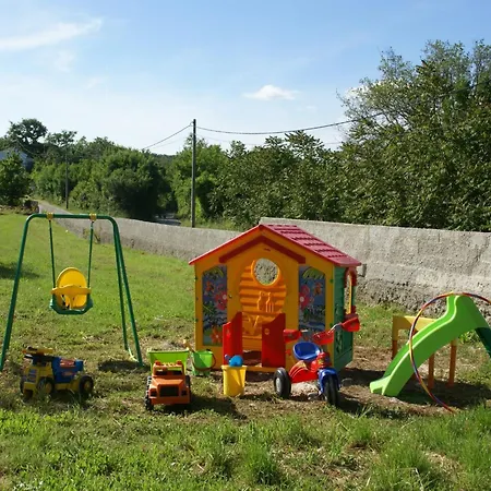 Apartment Spacious In With Garden *