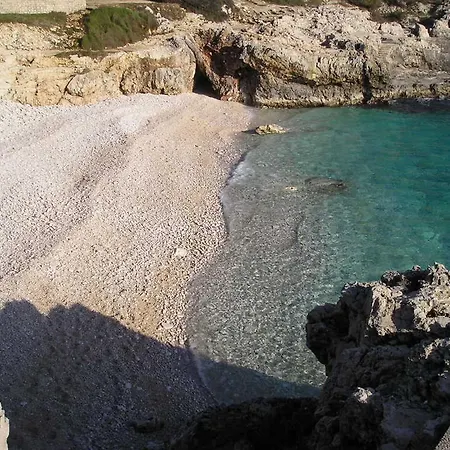 Appartamento Spacious In With Garden Rakalj